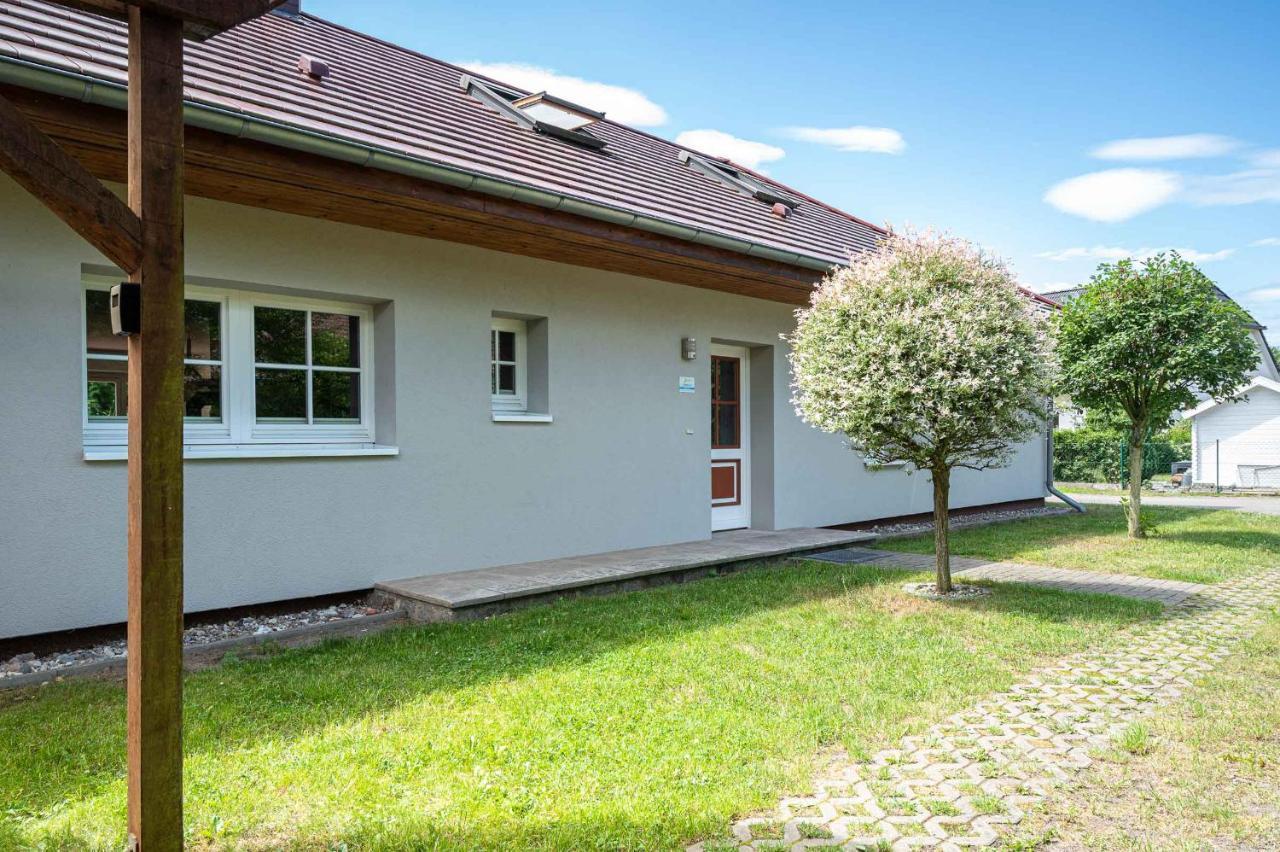 Seemannshus Born Buitenkant foto
